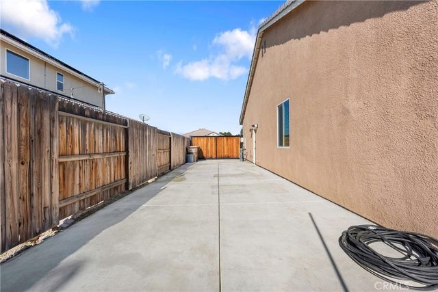 15413 Carparzo Drive, Bakersfield, CA 93314