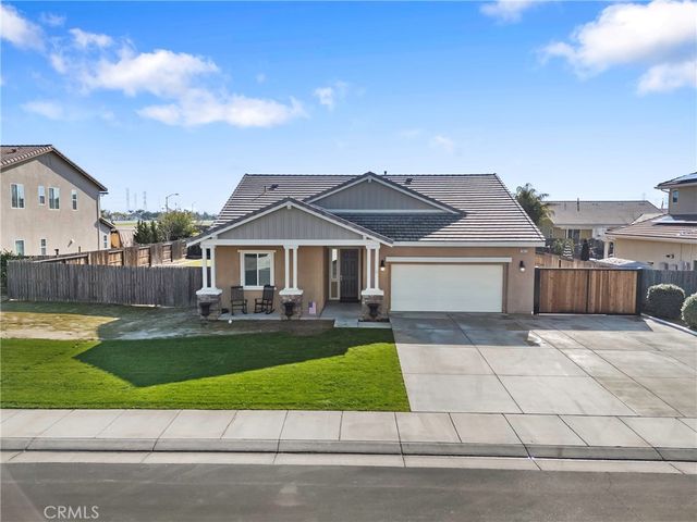 15413 Carparzo Drive, Bakersfield, CA 93314