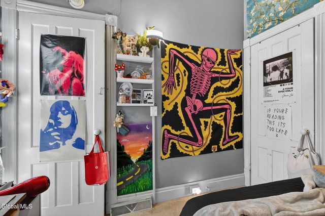 512 16th Street, Watervliet, NY 12189