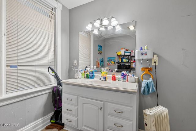 512 16th Street, Watervliet, NY 12189