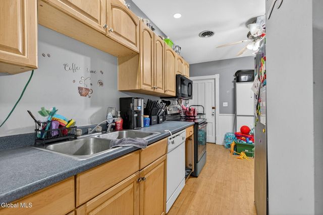 512 16th Street, Watervliet, NY 12189