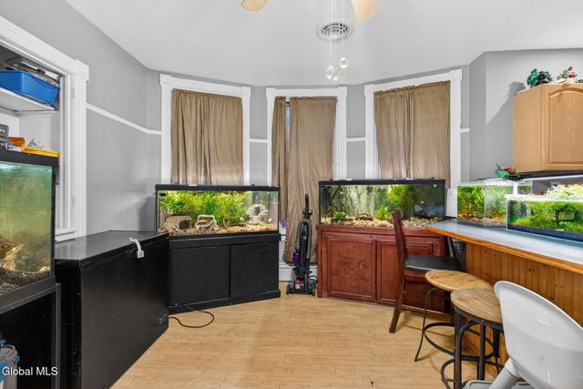 512 16th Street, Watervliet, NY 12189