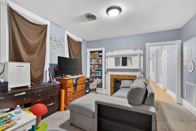 512 16th Street, Watervliet, NY 12189