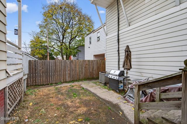 512 16th Street, Watervliet, NY 12189