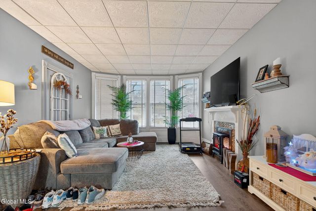 512 16th Street, Watervliet, NY 12189