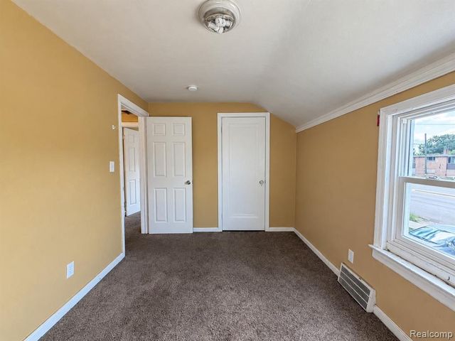 16860 Greenfield Road, Detroit, MI 48235