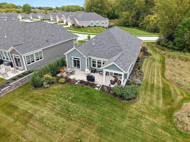 5775 N OSPREY DRIVE, Appleton, WI 54913