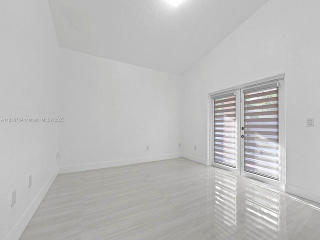 1405 SE 7th St, Homestead, FL 33033
