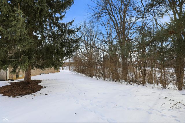 10057 Pyrite Court, Noblesville, IN 46060