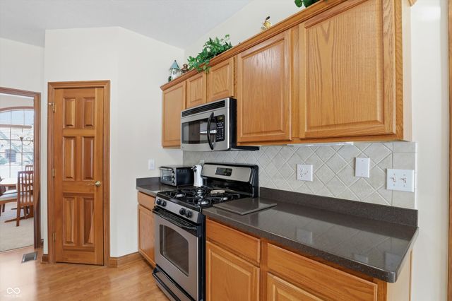 10057 Pyrite Court, Noblesville, IN 46060