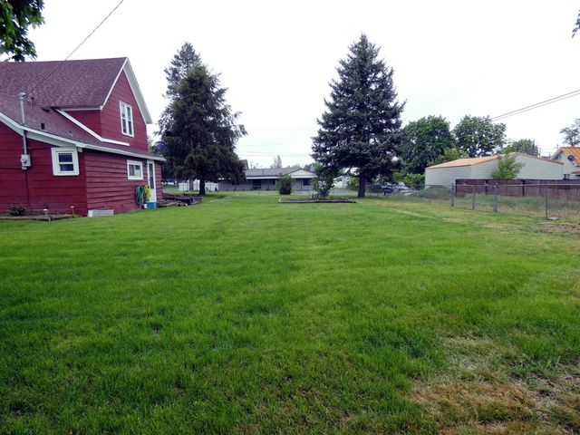 311 S JEFFERSON St, Medical Lake, WA 99022