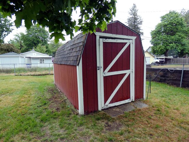 311 S JEFFERSON St, Medical Lake, WA 99022