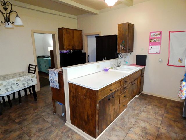 311 S JEFFERSON St, Medical Lake, WA 99022