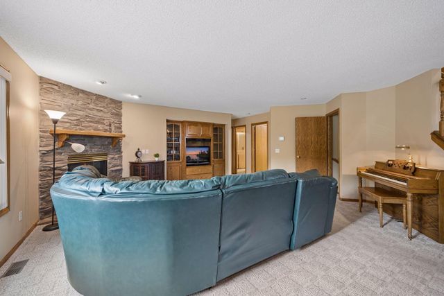 14180 Dehnsfield Road, Rogers, MN 55374