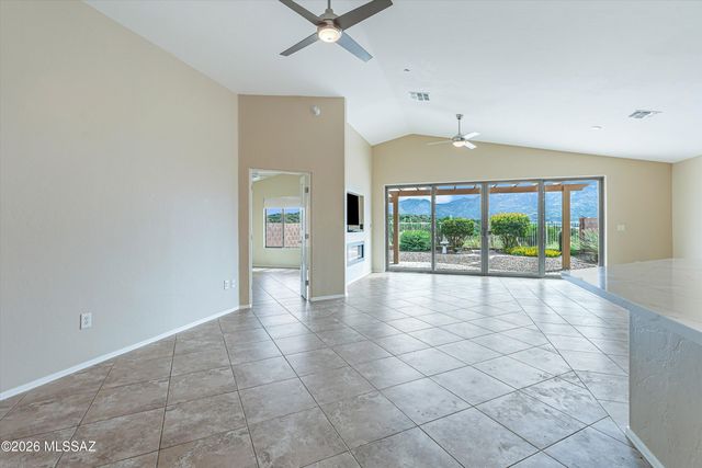 39695 S Diamond Bay Drive, Tucson, AZ 85739