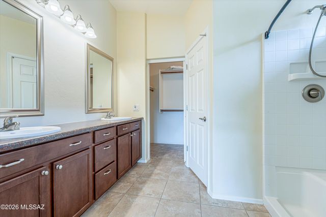 39695 S Diamond Bay Drive, Tucson, AZ 85739