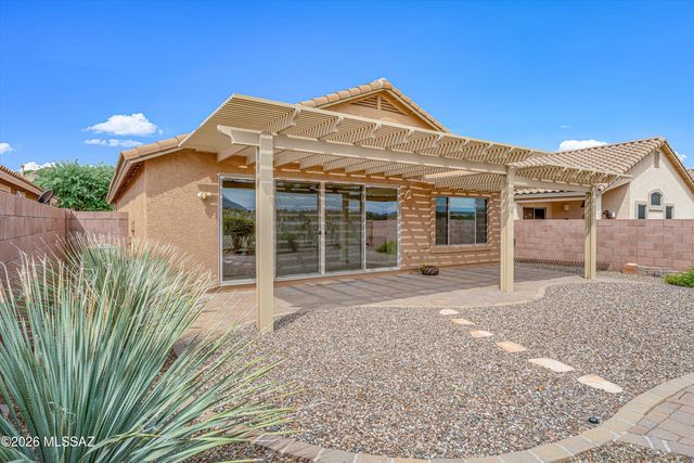 39695 S Diamond Bay Drive, Tucson, AZ 85739