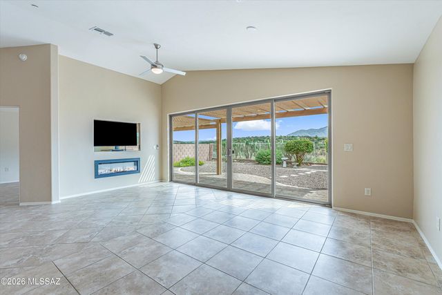 39695 S Diamond Bay Drive, Tucson, AZ 85739
