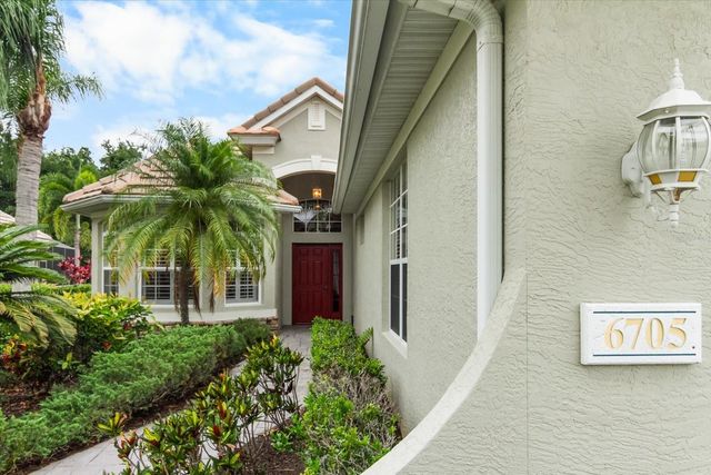 6705 PEBBLE BEACH WAY, Lakewood Ranch, FL 34202