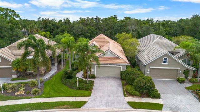 6705 PEBBLE BEACH WAY, Lakewood Ranch, FL 34202
