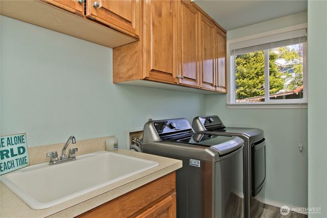 32421 Whitman Lake Drive E, Graham, WA 98338