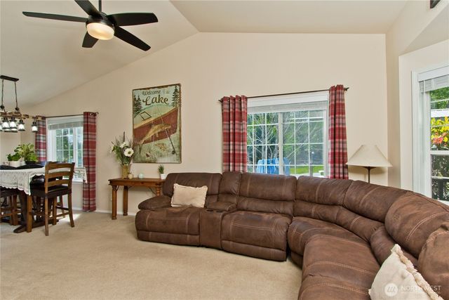 32421 Whitman Lake Drive E, Graham, WA 98338