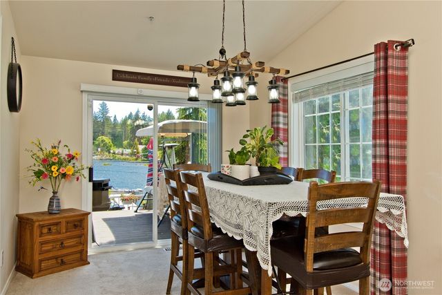 32421 Whitman Lake Drive E, Graham, WA 98338