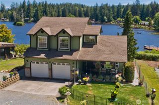 32421 Whitman Lake Drive E, Graham, WA 98338