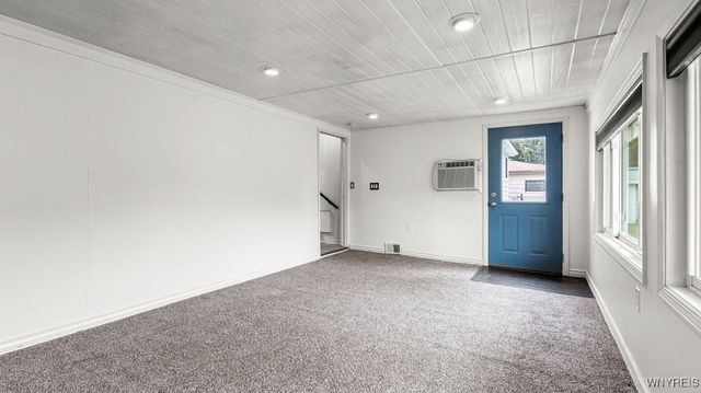 883 Sherwood Court, Cheektowaga, NY 14043