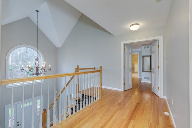 17 Nottingham Road, Windham, NH 03087