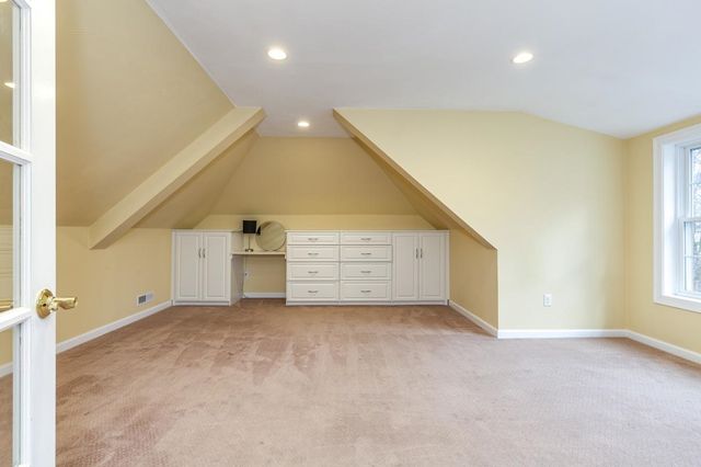 17 Nottingham Road, Windham, NH 03087