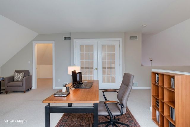 17 Nottingham Road, Windham, NH 03087