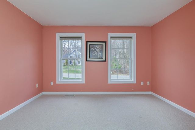 17 Nottingham Road, Windham, NH 03087