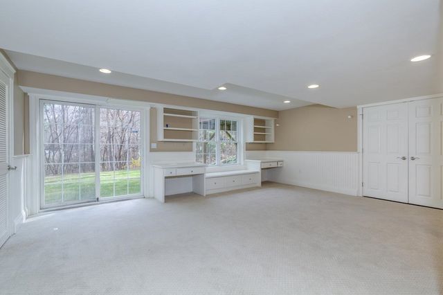 17 Nottingham Road, Windham, NH 03087