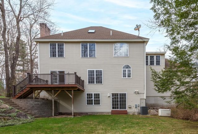 17 Nottingham Road, Windham, NH 03087