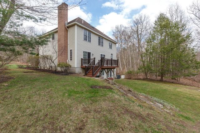 17 Nottingham Road, Windham, NH 03087