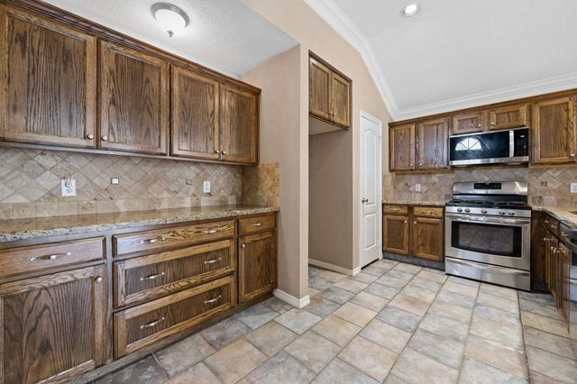 11353 Windlass Lane, Willis, TX 77318