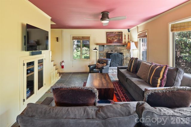 324 Celestial Drive, Blowing Rock, NC 28605