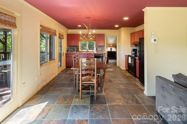 324 Celestial Drive, Blowing Rock, NC 28605