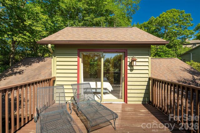 324 Celestial Drive, Blowing Rock, NC 28605
