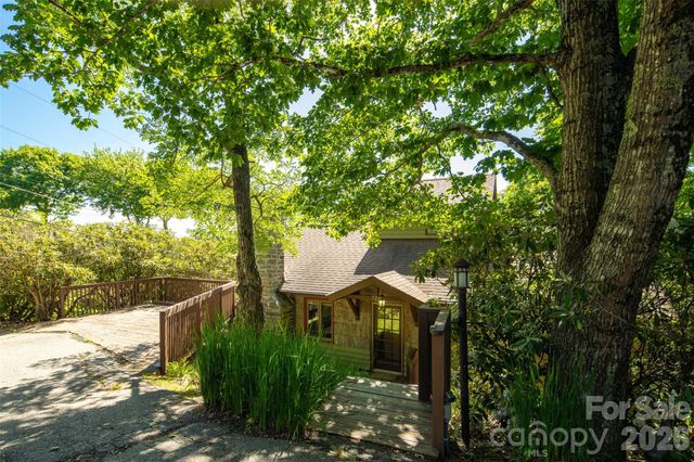 324 Celestial Drive, Blowing Rock, NC 28605