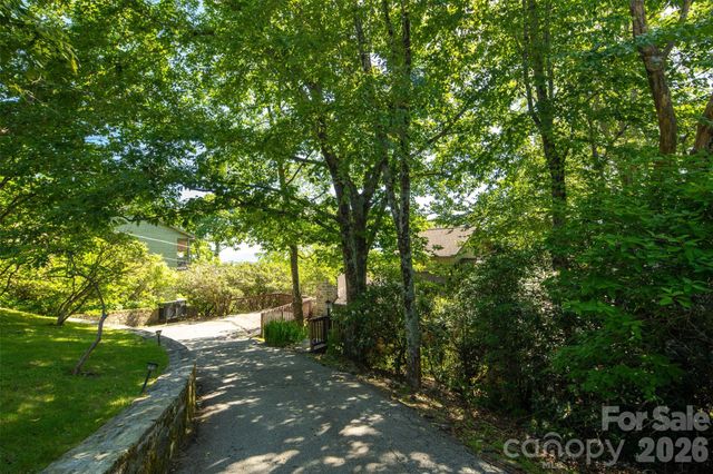 324 Celestial Drive, Blowing Rock, NC 28605