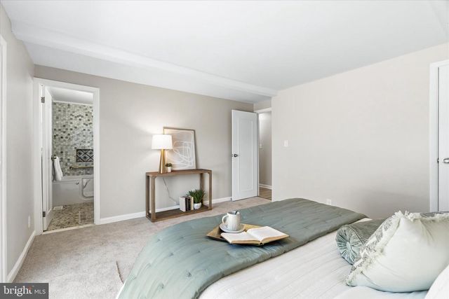 5817 WESTERN VIEW PL, Mount Airy, MD 21771