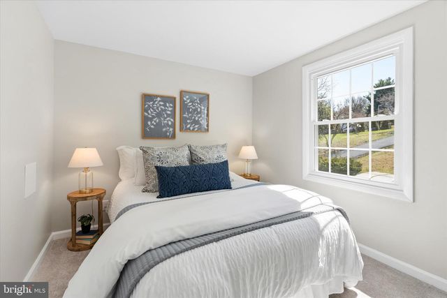 5817 WESTERN VIEW PL, Mount Airy, MD 21771