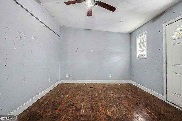 724 Highland Loop, Lawrenceville, GA 30046