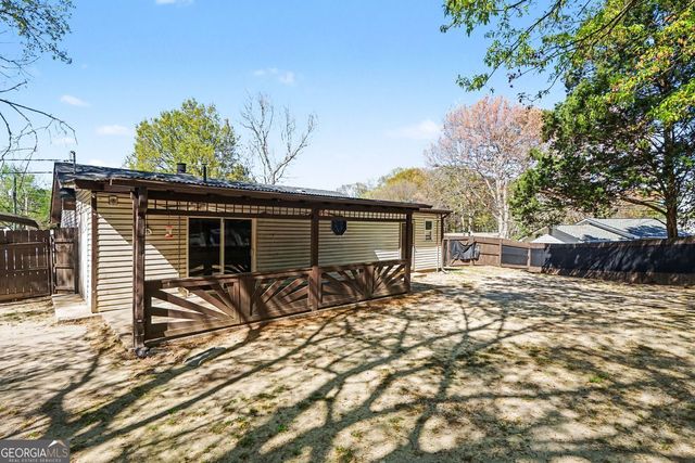 724 Highland Loop, Lawrenceville, GA 30046