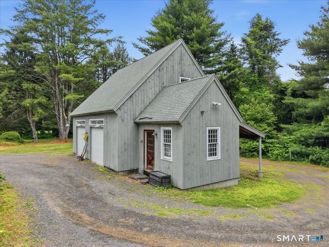 124 Town Street, East Haddam, CT 06423