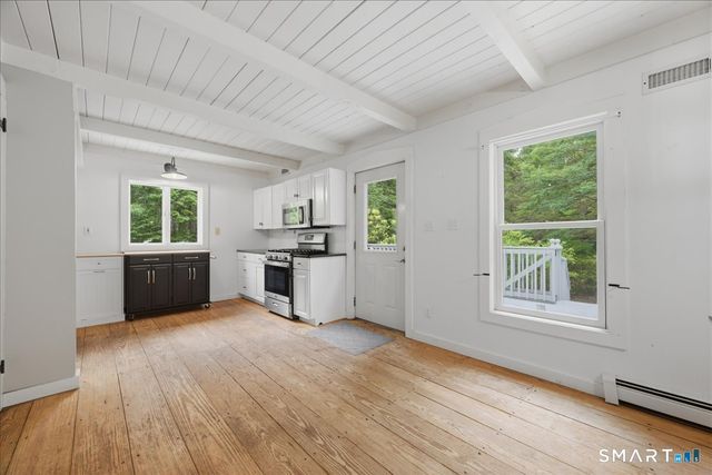 124 Town Street, East Haddam, CT 06423