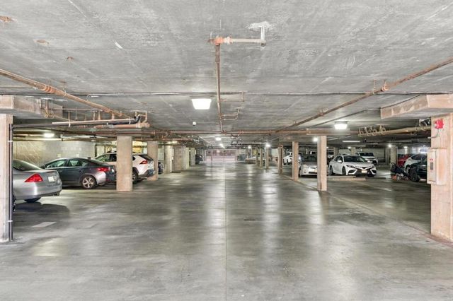 240 N Bayshore Boulevard 307, San Mateo, CA 94401