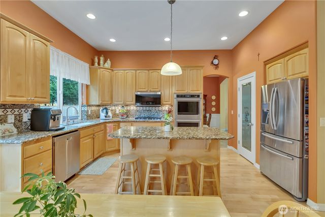 6615 94th Street Ct NW, Gig Harbor, WA 98332